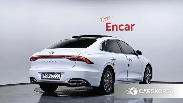 Hyundai The New Grandeur IG Hybrid id 3747408 из Кореи 12