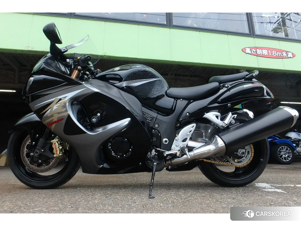 Проданный Suzuki GSX1300R HAYABUSA 2014 из Японии
