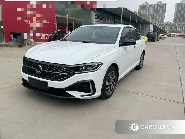Volkswagen Lavida 2023 Белый из Китая, фото 2