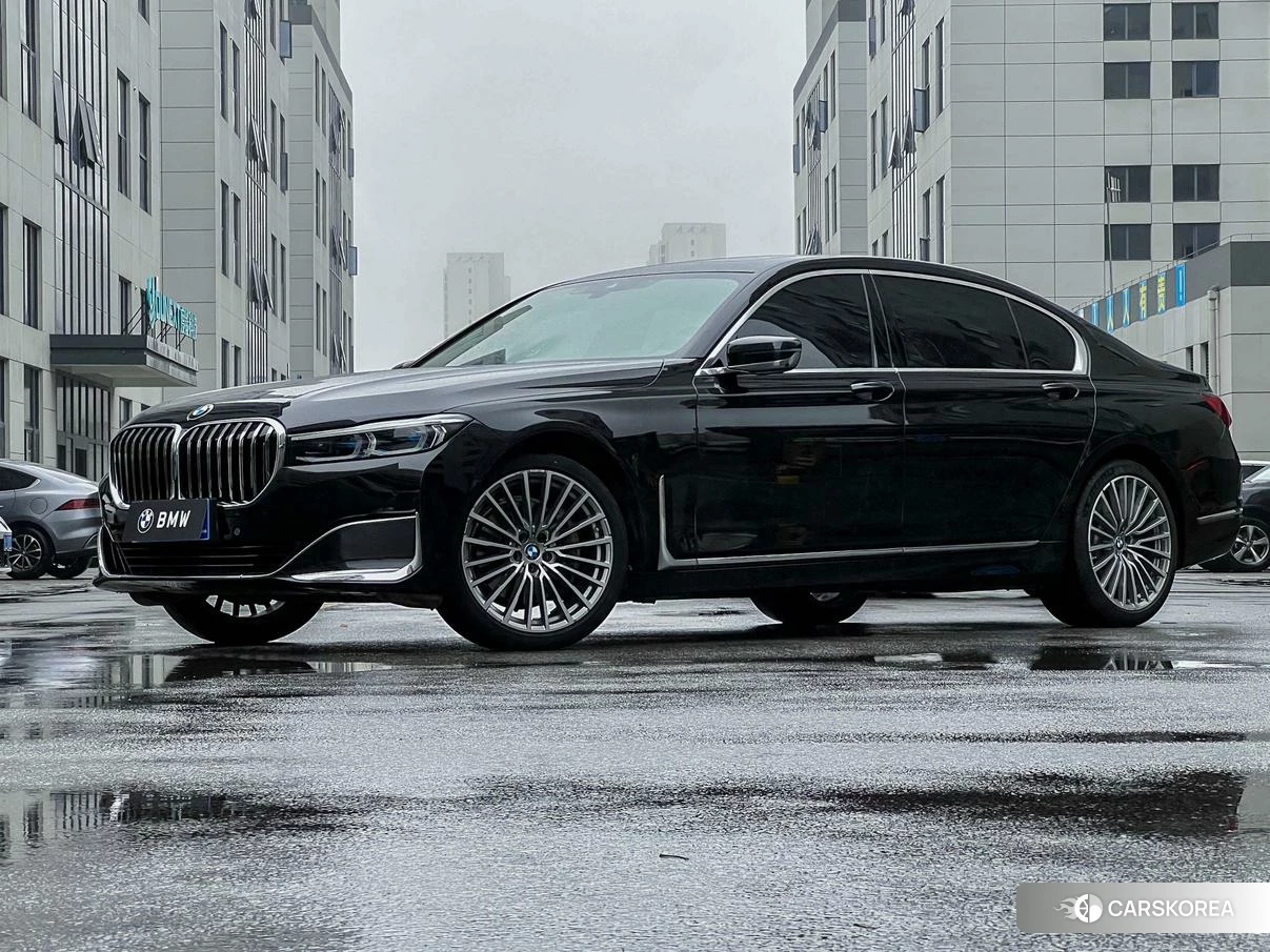 BMW 7 series 2021 Черный из Китая, фото 2