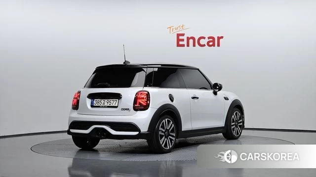 Mini Cooper S id 4388267 из Кореи 12