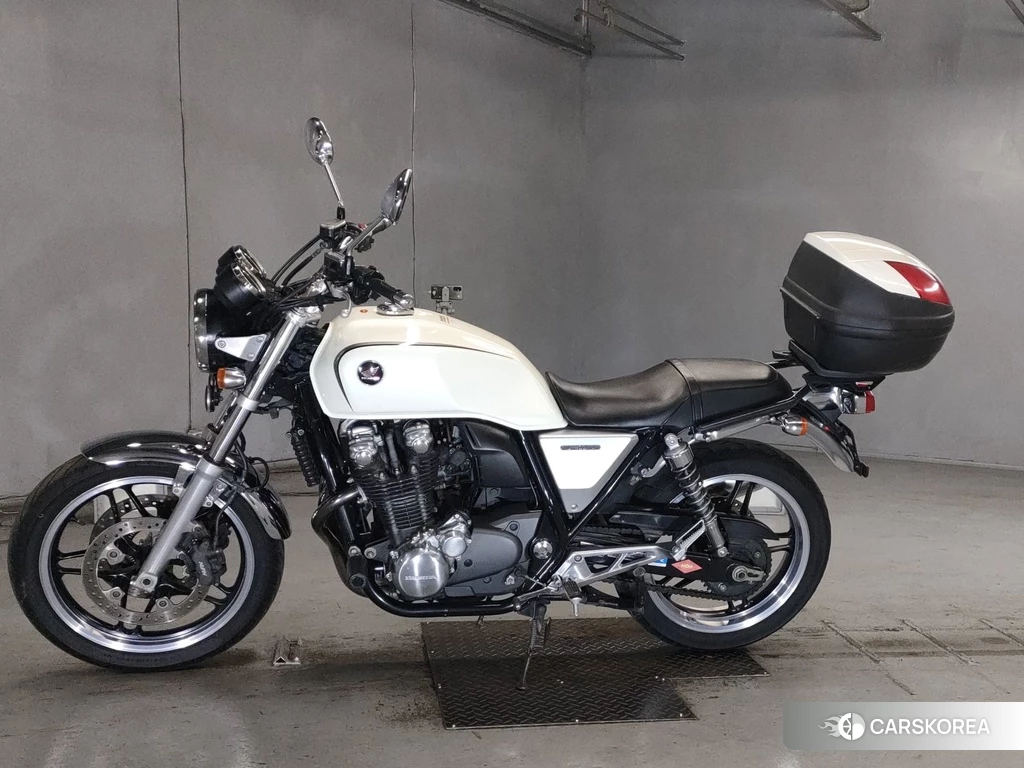Проданный Honda CB1100 2010 из Японии, фото 2