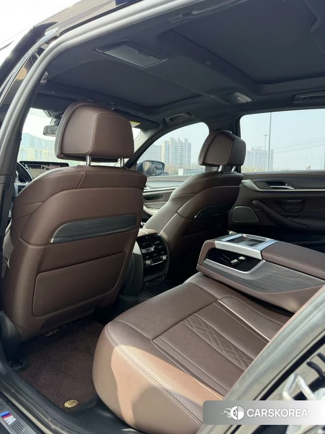 BMW 5 series id 4264866 из Китая 12