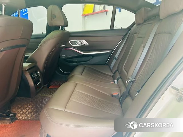 BMW 3 series id 4290854 из Китая 12