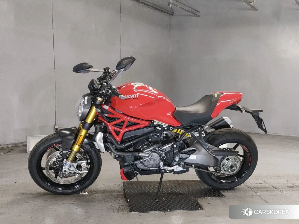 Проданный Ducati MONSTER 1200 S 2017 из Японии