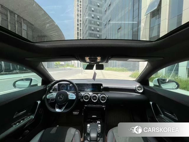 Mercedes-Benz CLA (import) 2022 Белый из Китая, фото 2