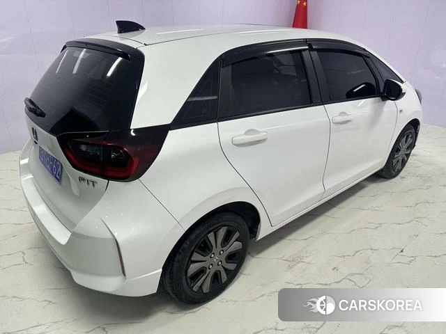 Honda Fit 2023 Белый из Китая, фото 2