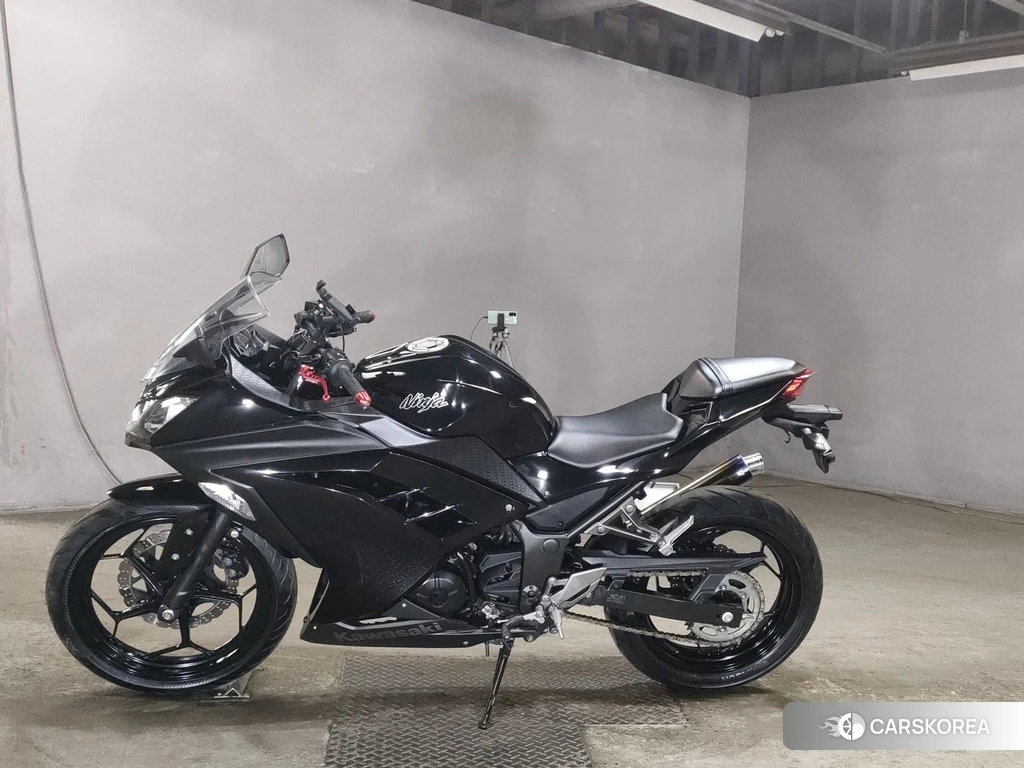 Проданный Kawasaki NINJA 250 2014 из Японии, фото 2
