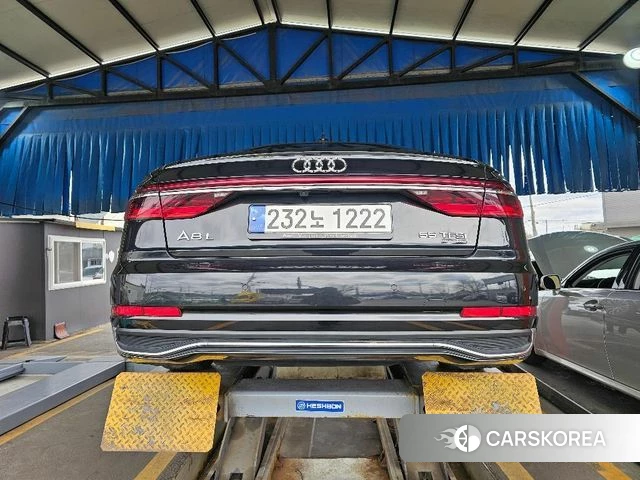 Audi A8 (D5) 2023 Черный из Кореи, фото 2