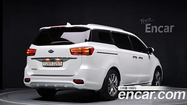 Kia The New Carnival id 2813156 из Кореи 12