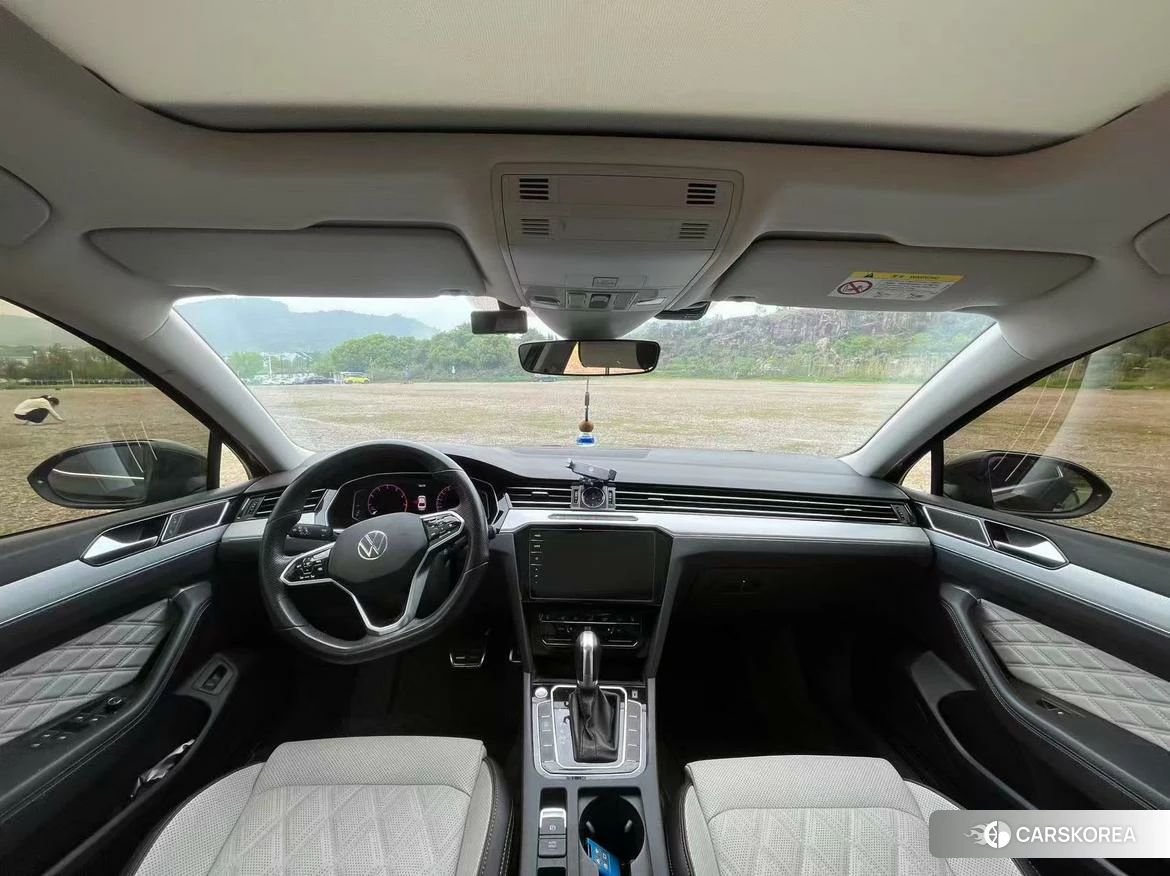 Volkswagen Magotan 2022 Черный из Китая, фото 2