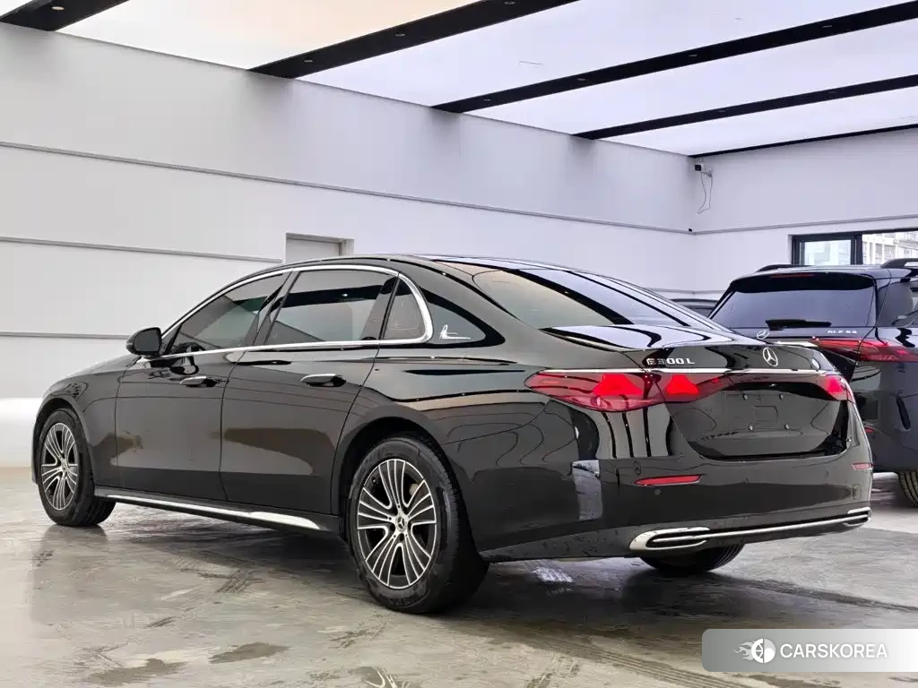 Mercedes-Benz E-Class id 4674340 из Китая 10