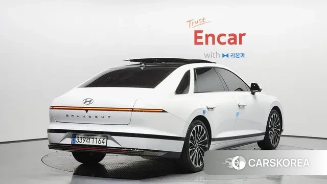 Hyundai Grandeur (GN7) id 3405468 из Кореи 12