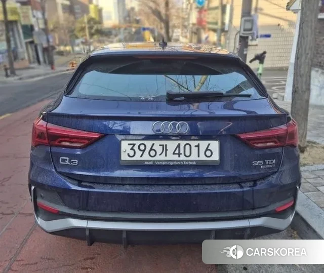 Audi Q3 (F3) 2022 Синий из Кореи, фото 2