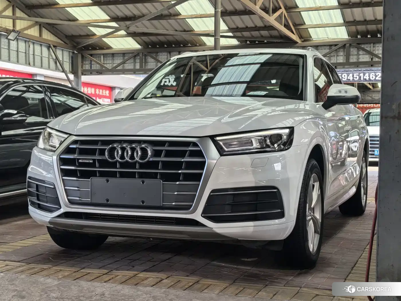 Audi Q5L 2020 Белый из Китая, фото 2