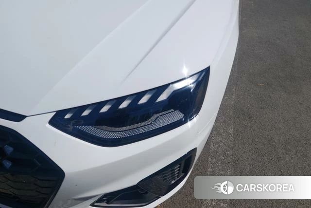 Audi A4L id 4299826 из Китая 9