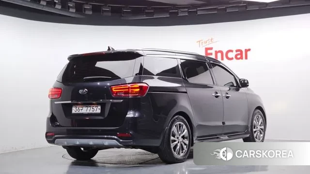 Kia The New Carnival id 2971365 из Кореи 12