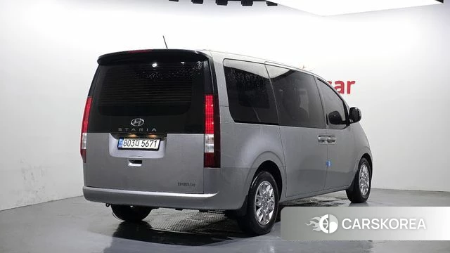Hyundai Staria id 4349933 из Кореи 12