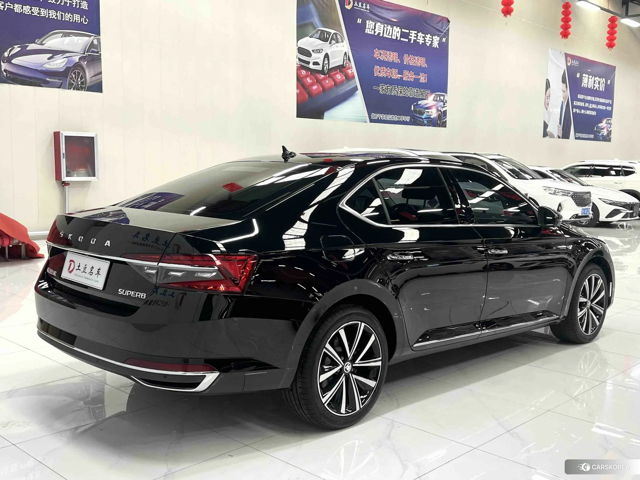 Skoda Superb id 4454334 из Китая 11