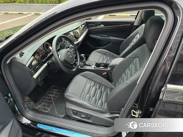 Volkswagen Passat id 4213160 из Китая 7