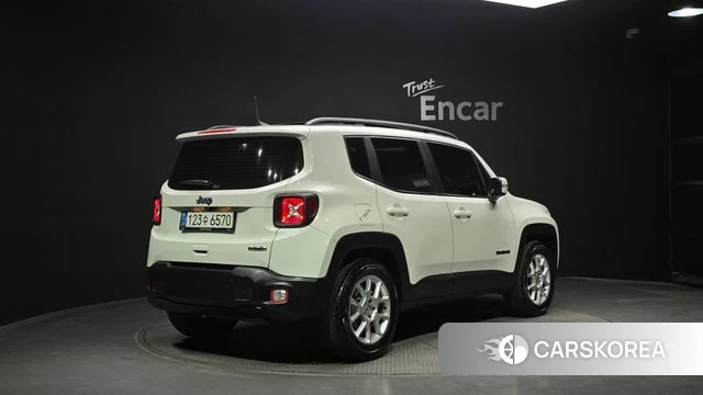 Jeep Renegade id 4344056 из Кореи 12