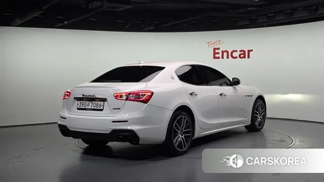 Maserati Ghibli id 3329698 из Кореи 12