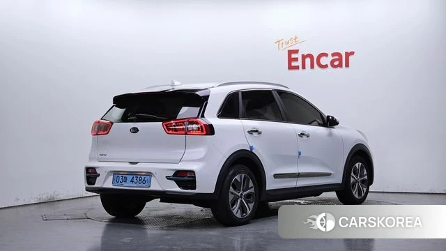 Kia Niro EV id 4667703 из Кореи 12