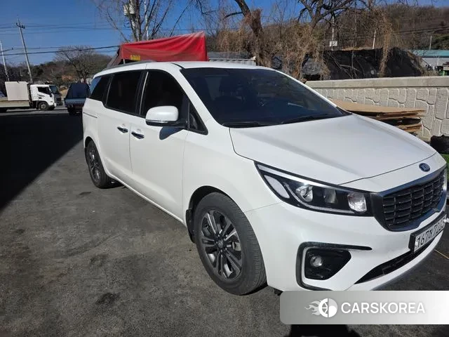 Kia The New Carnival id 3788943 из Кореи 7