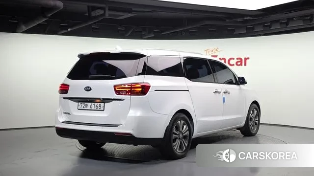 Kia The New Carnival id 3429105 из Кореи 12