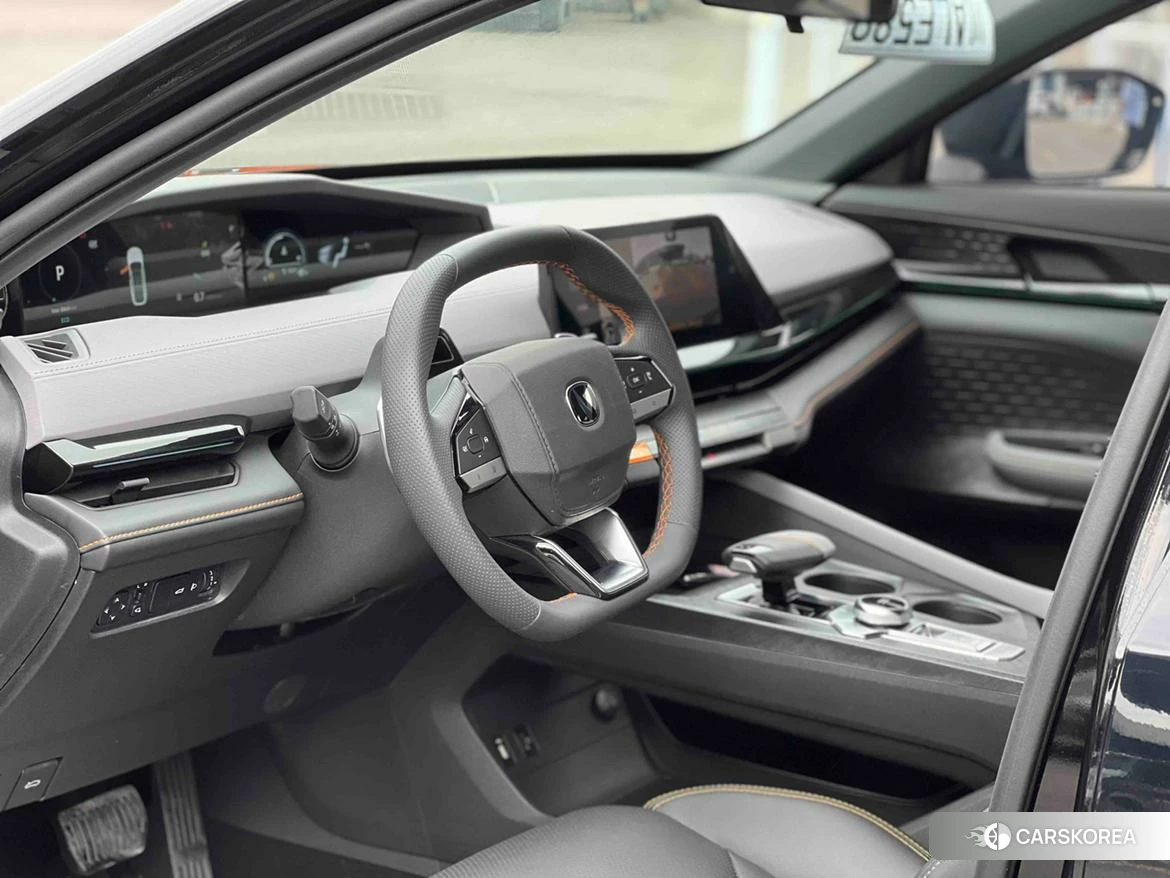 Chang'an UNI-V 2023 Черный из Китая, фото 3