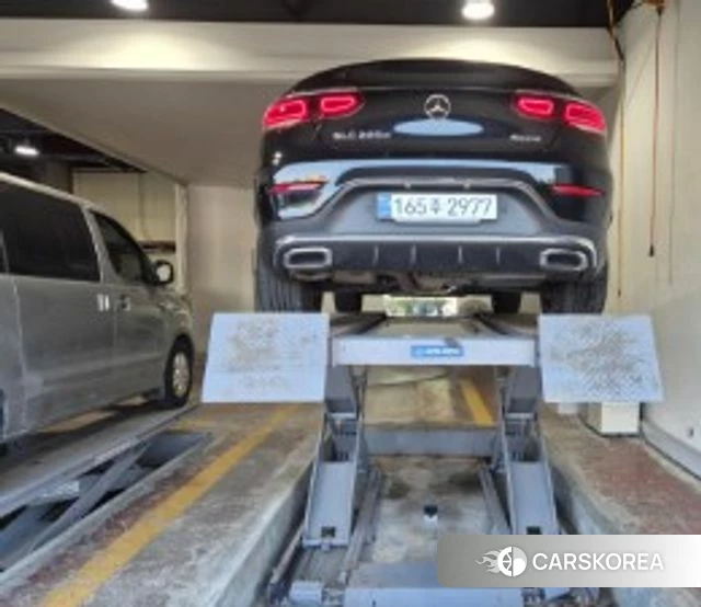 Mercedes-Benz GLC-Class X253 2021 Черный из Кореи, фото 2