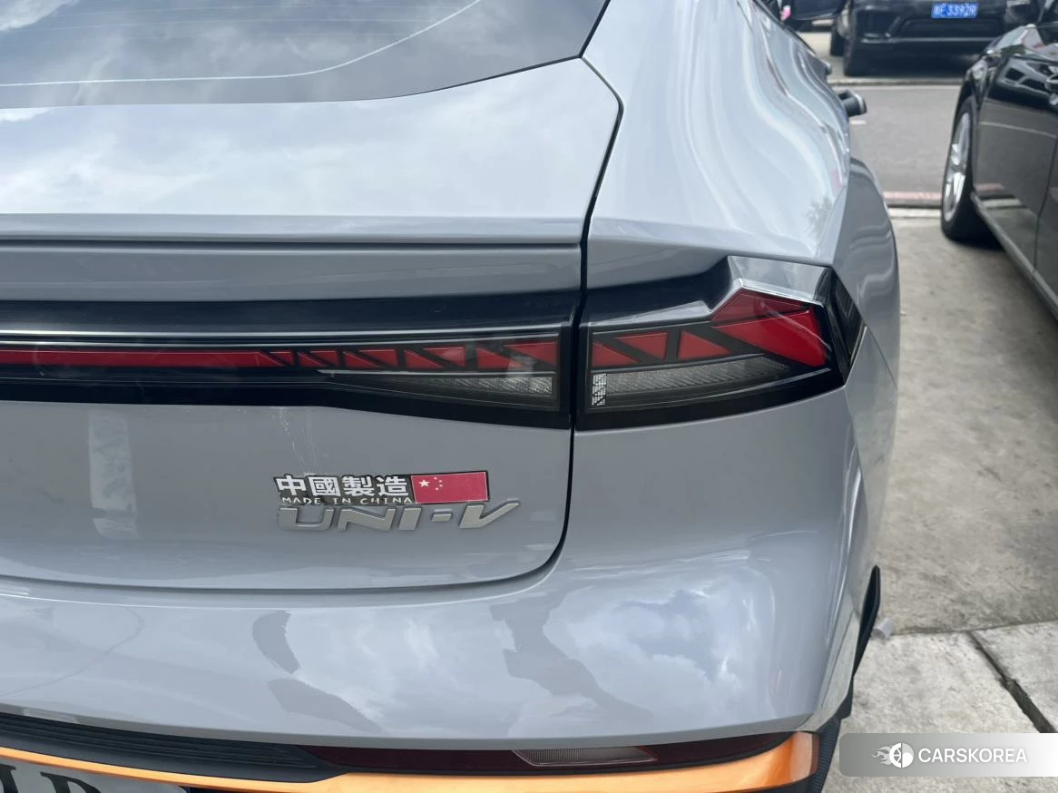 Chang'an UNI-V id 4493246 из Китая 12