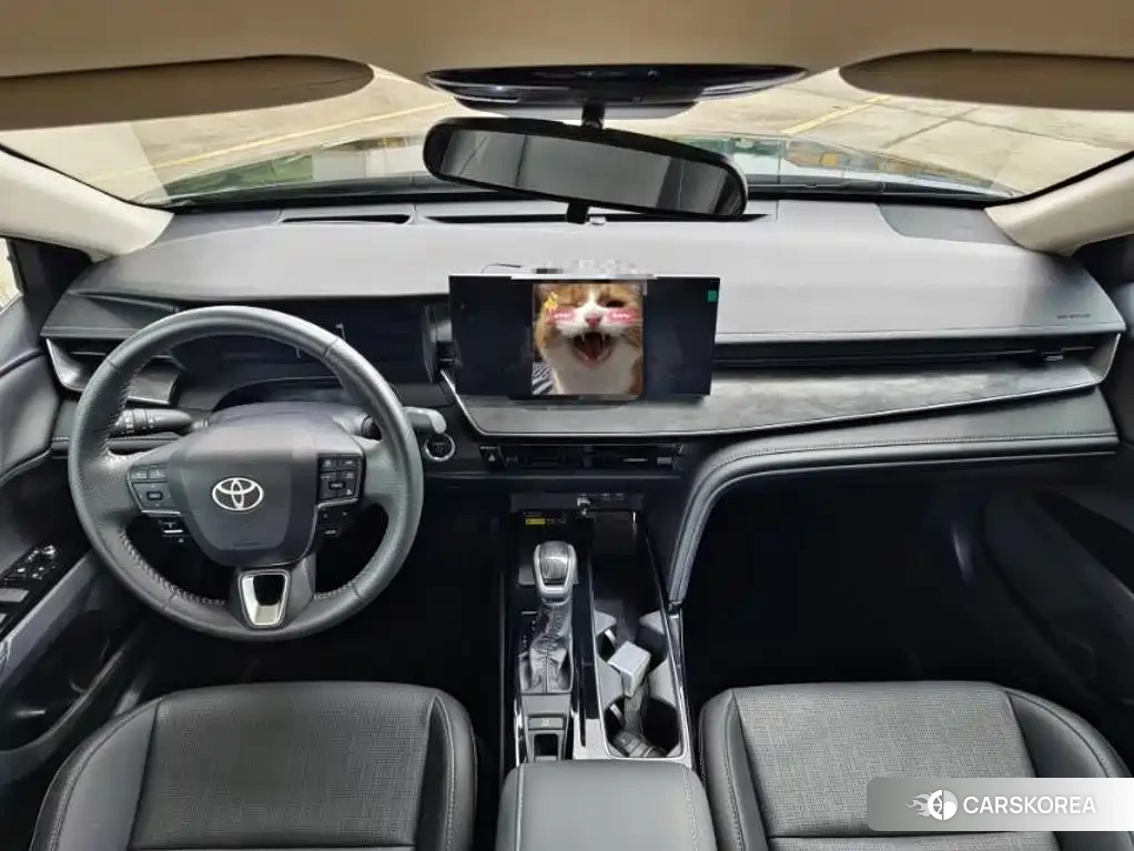 Toyota Camry 2025 Черный из Китая, фото 2