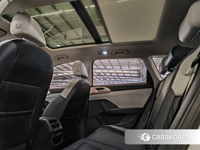 Volkswagen Tuyue 2023 Белый из Китая, фото 2