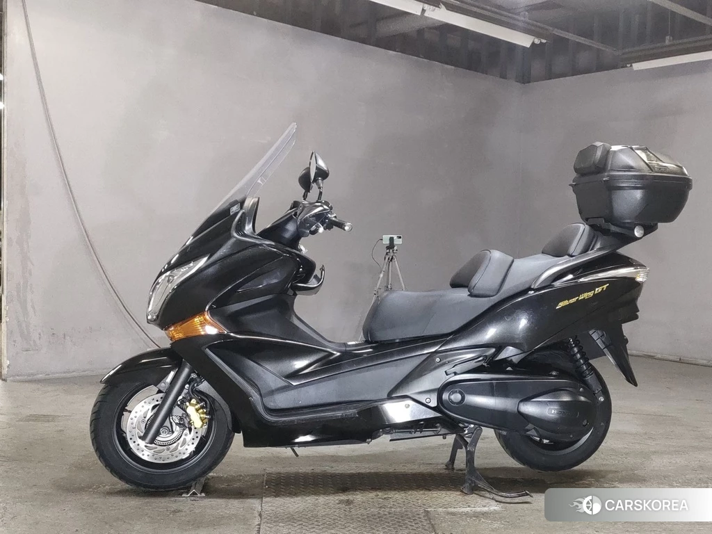 Проданный Honda SILVER WING 600 GT 2016 из Японии, фото 2
