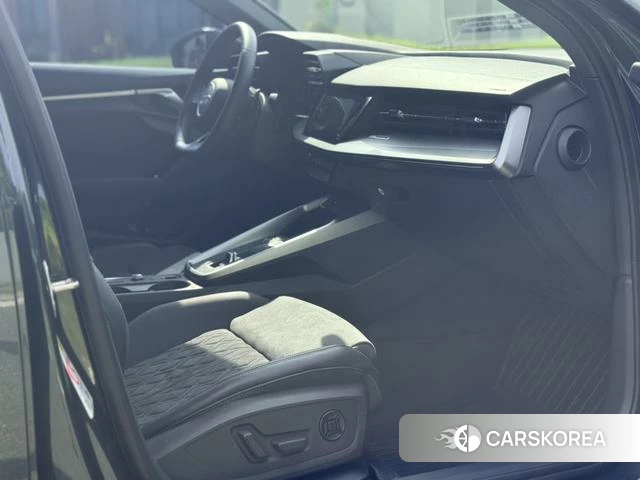 Audi A3 2024 Зеленый из Китая, фото 5