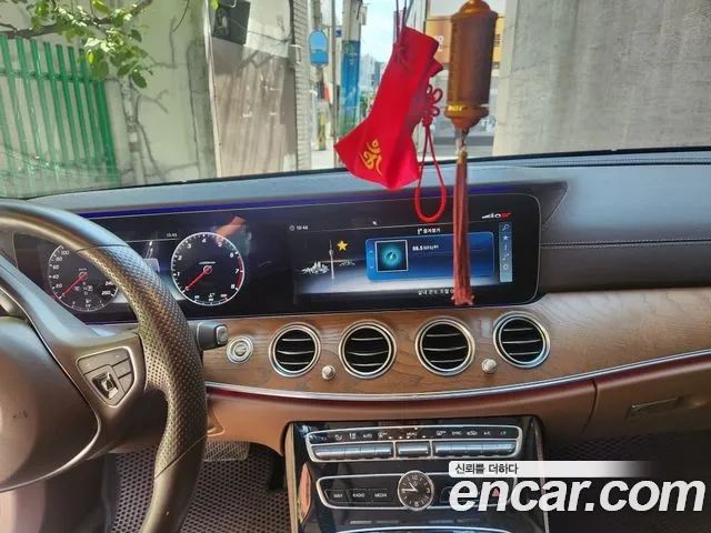 Mercedes-Benz E-Class W213 2018 Серый из Кореи, фото 2