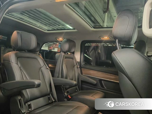 Mercedes-Benz V-class 2025 Черный из Китая, фото 6