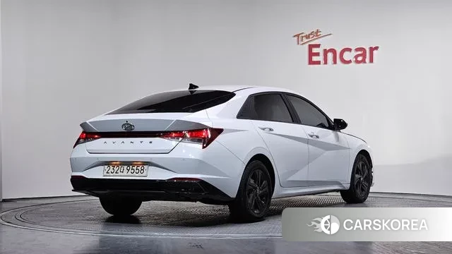 Hyundai Avante Hybrid (CN7) id 3600350 из Кореи 12