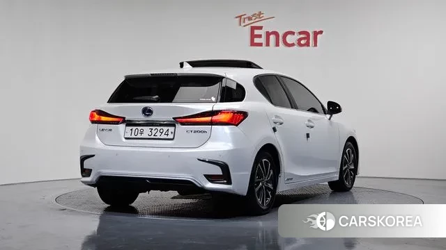 Lexus CT200h id 3449857 из Кореи 12