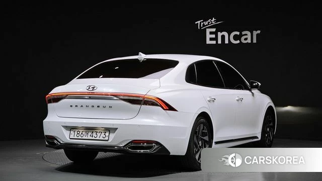 Hyundai The New Grandeur IG Hybrid id 3885209 из Кореи 12