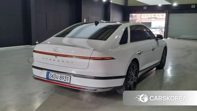 Hyundai Grandeur (GN7) id 3851229 из Кореи 10