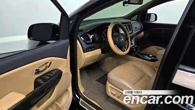 Kia The New Carnival id 2763903 из Кореи 12