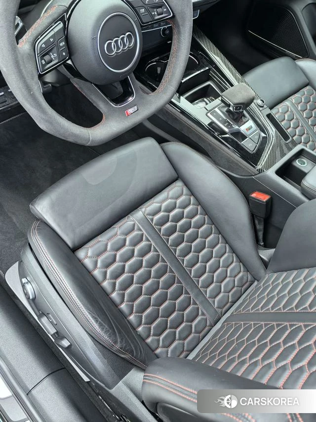 Audi RS 4 id 4259418 из Китая 8
