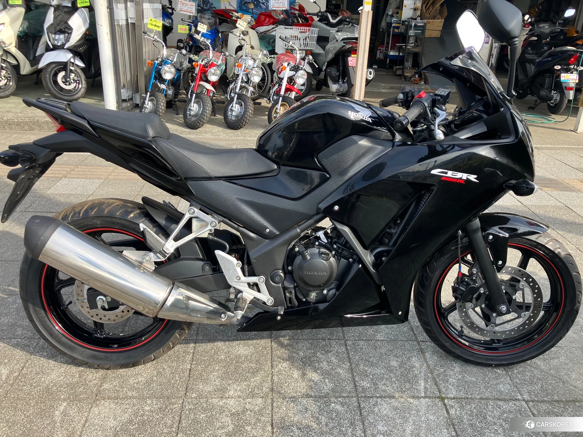 Проданный Honda CBR250R id 3947755 из Японии, фото 2