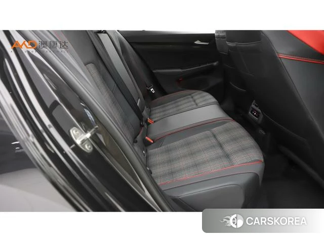 Volkswagen Golf GTI 2024 Черный из Китая, фото 2