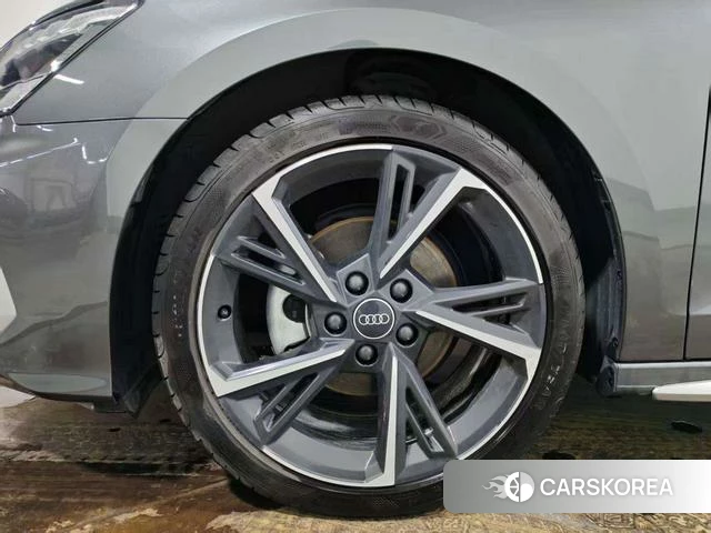 Audi A3 id 4297992 из Китая 9