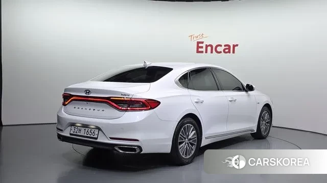Hyundai Grandeur IG Hybrid id 3297302 из Кореи 12