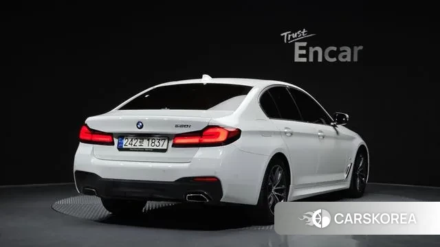 BMW 5 Series (G30) id 3488546 из Кореи 12