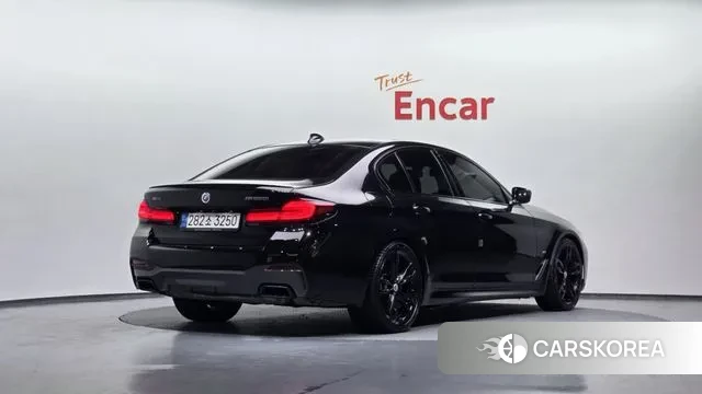 BMW 5 Series (G30) id 3598101 из Кореи 12